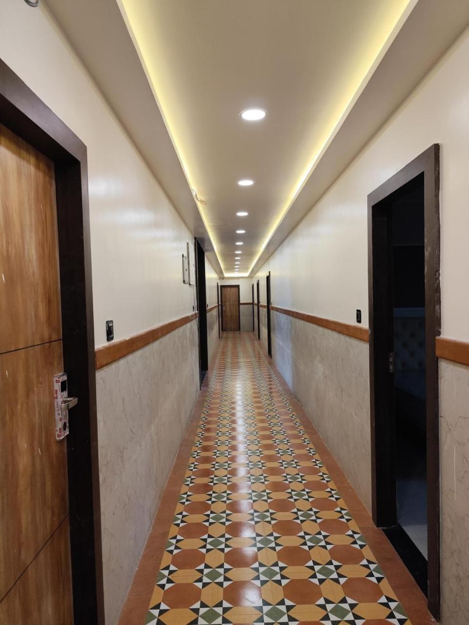Sree Mahalakshmi Residency By K Hotels Virudunagar Extérieur photo